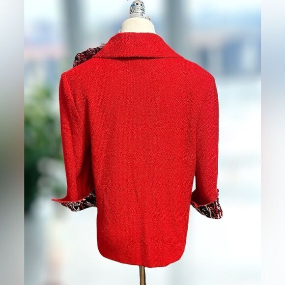 NWT St. John Venetian Red $1250 Tweed Boucle Wool Blend Jacket Blazer Size 10 - Picture 13 of 16
